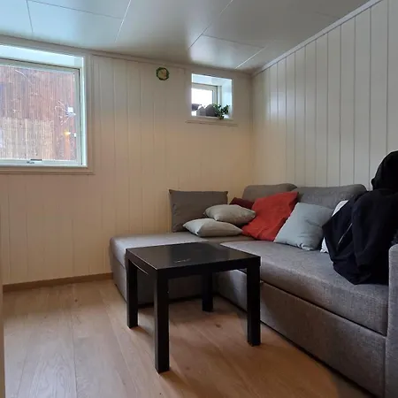 Easy & Practical Close To Senter - 4 Persons Tromsø